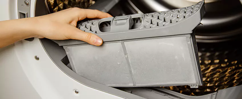Signs Of A Clogged Dryer Lint Trap in Novato, California